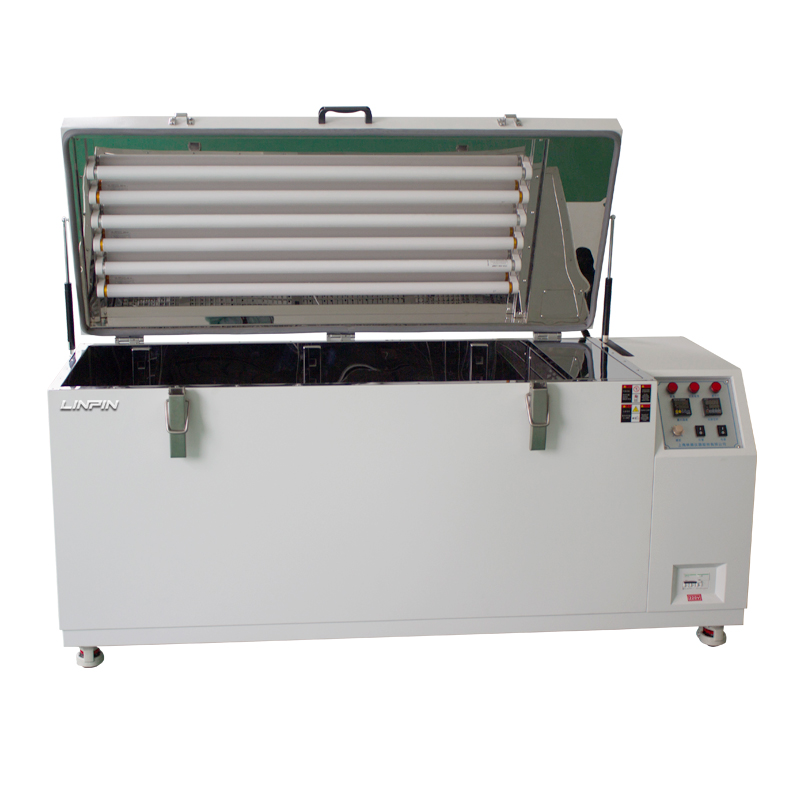 光伏PV組件紫外試驗(yàn)箱|PV紫外老化箱|光伏紫外老化箱圖片二